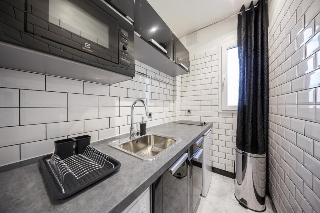 Near Eiffel Tower - Beautiful Flat Apartman Párizs Kültér fotó