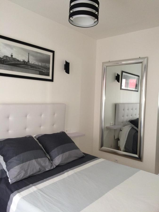 Near Eiffel Tower - Beautiful Flat Apartman Párizs Kültér fotó